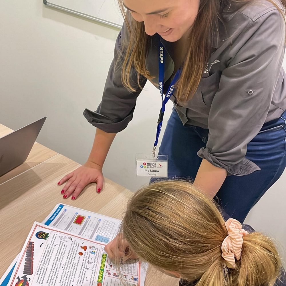 Ms Laura Teaching Primary Maths